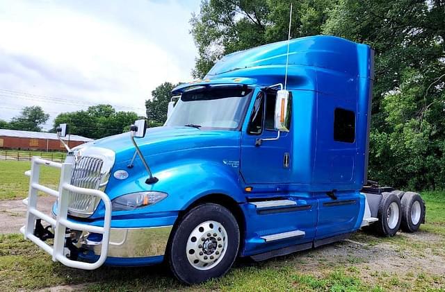 Image of International Prostar Plus equipment image 2