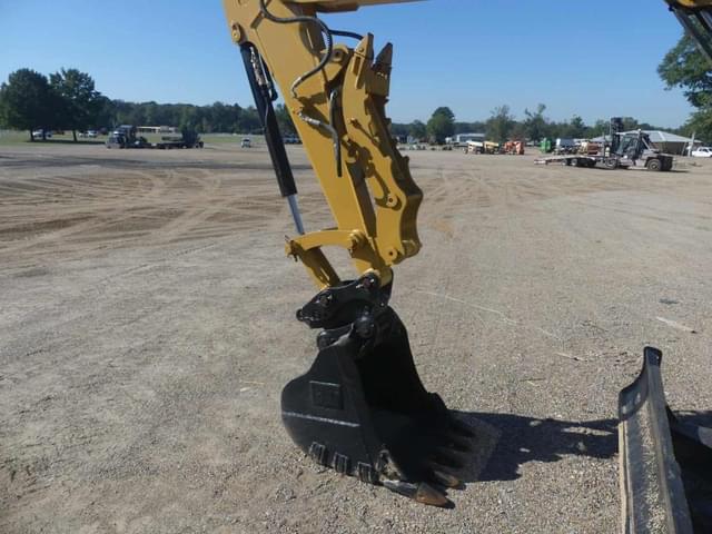 Image of Caterpillar 305.5E2 equipment image 4