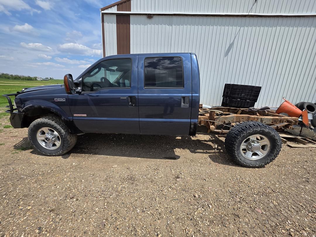 Image of Ford F-250 Primary image