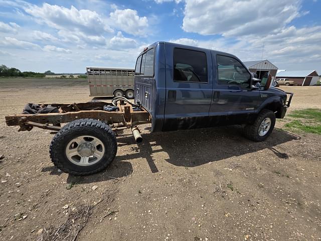 Image of Ford F-250 equipment image 4