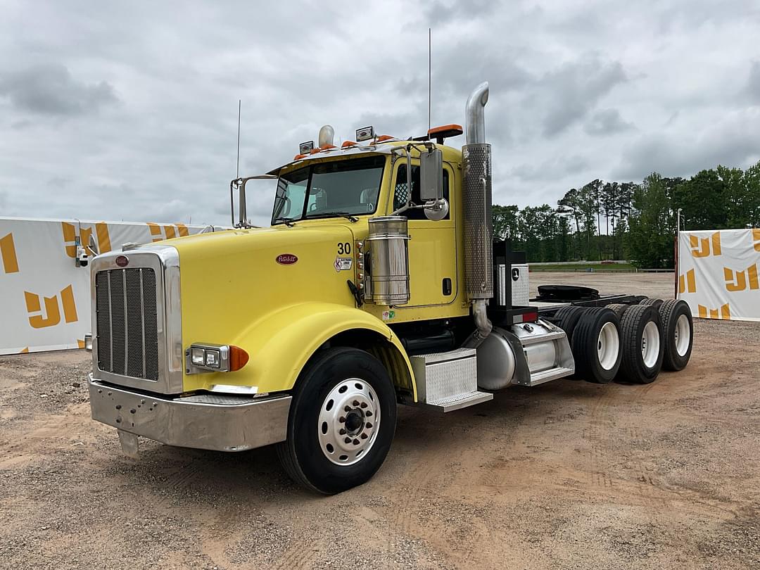 Image of Peterbilt 367 Primary image