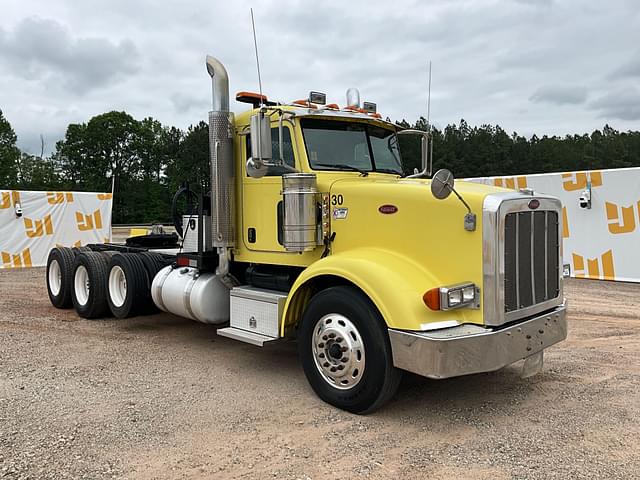 Image of Peterbilt 367 equipment image 2