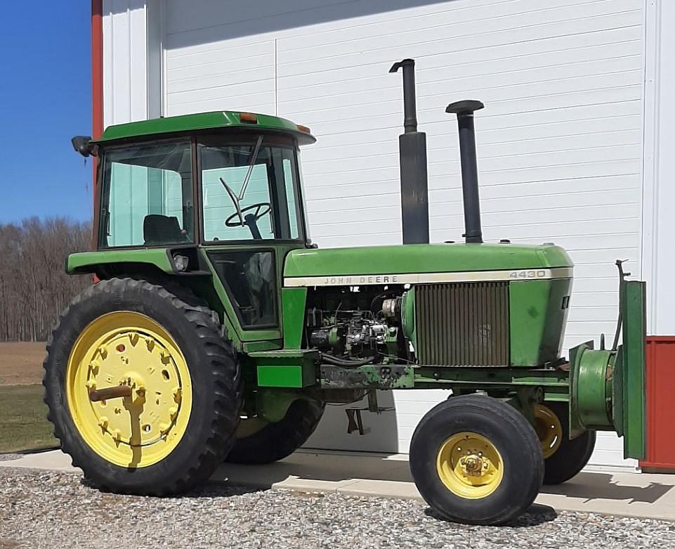 Image of John Deere 4430 Image 0