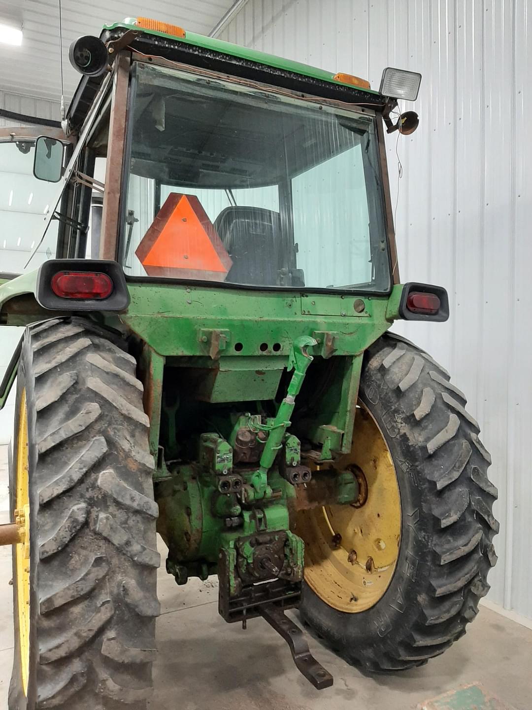 Image of John Deere 4430 Image 1