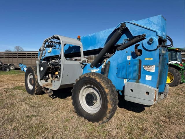 Image of Genie GTH1056 equipment image 3