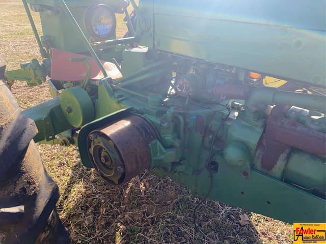 Image of John Deere 50 equipment image 4