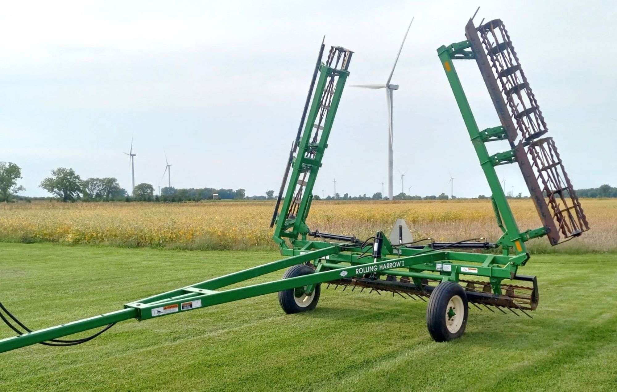 Unverferth Rolling Harrow Equipment Image0