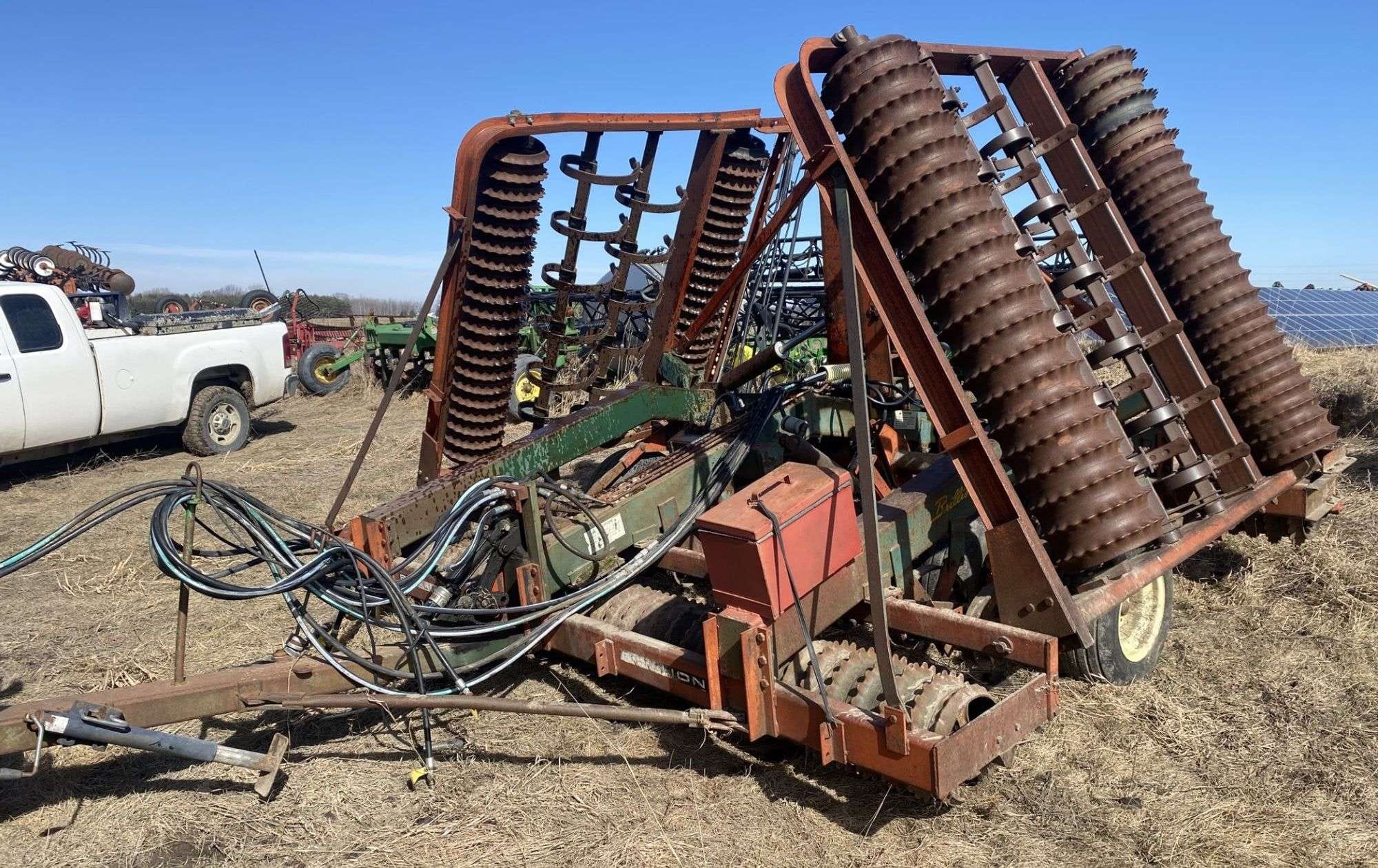 Brillion Cultimulcher Equipment Image0