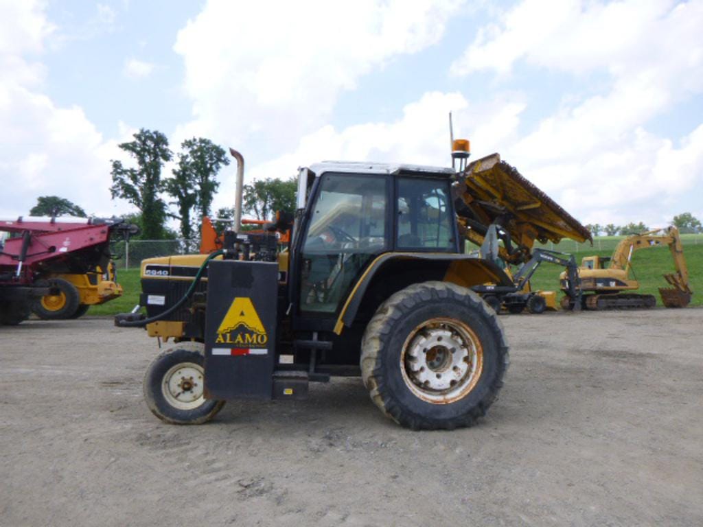 Main image Ford 6640