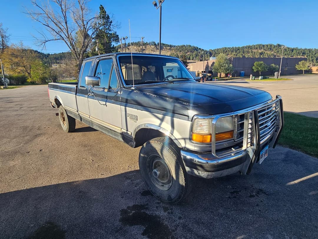Image of Ford F-250 Primary image