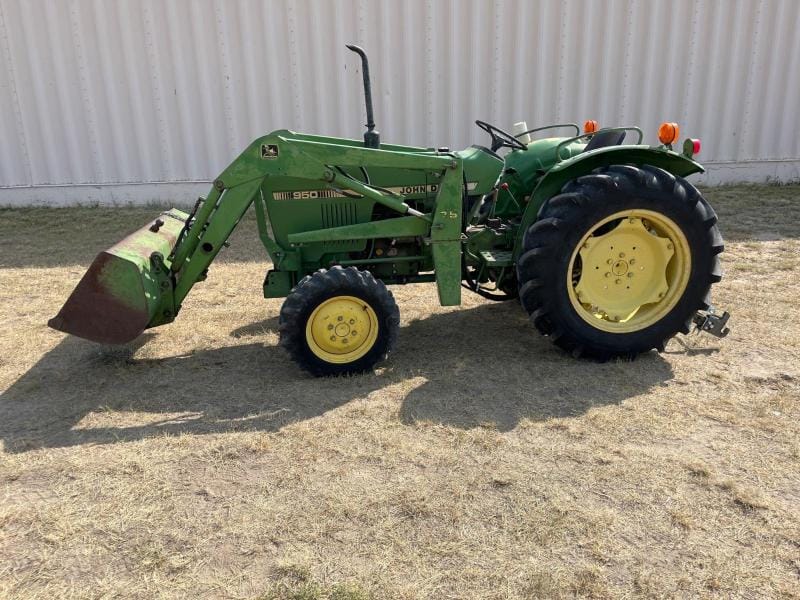 Main image John Deere 950