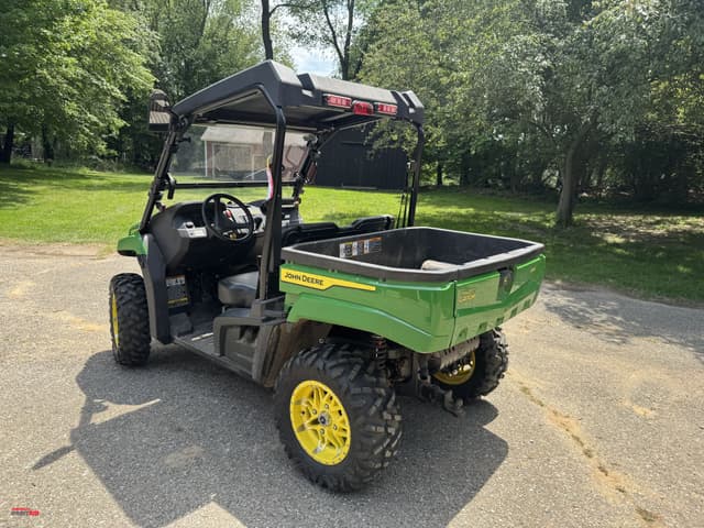 Image of John Deere XUV 590M equipment image 4