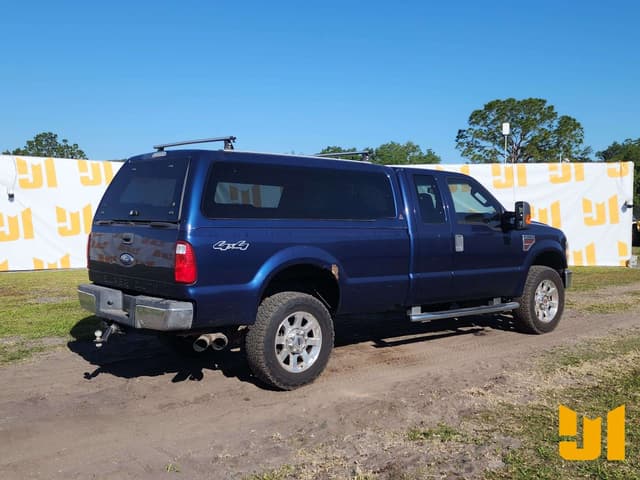 Image of Ford F-250 equipment image 4