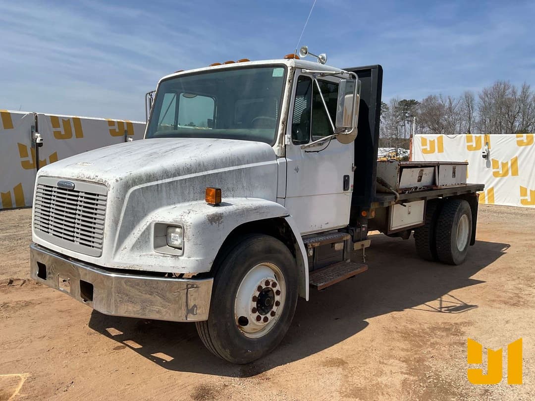 Image of Freightliner FL70 Primary image