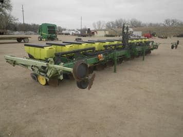 Main image John Deere 7300