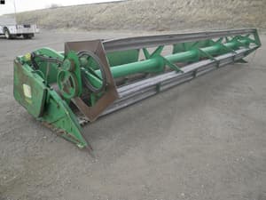 John Deere 924 Image