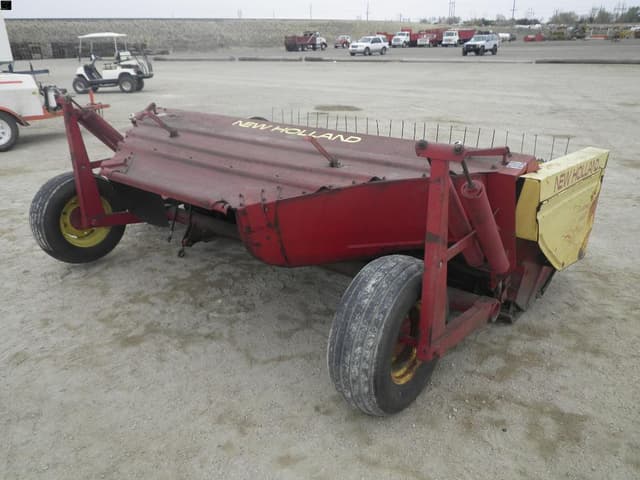 Image of New Holland 479 equipment image 2