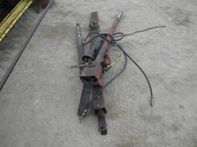 Image of New Holland 479 equipment image 4