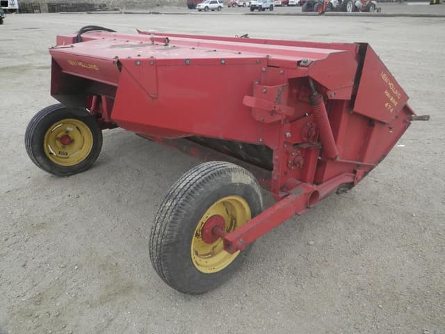 Image of New Holland 474 equipment image 2