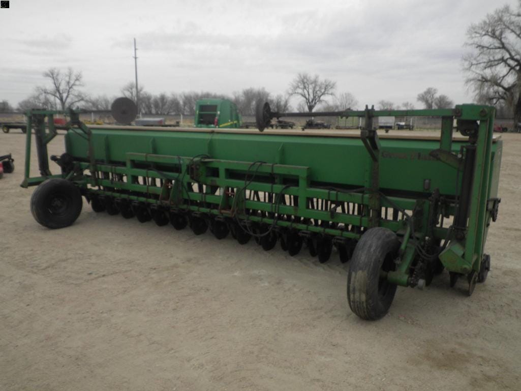 Great Plains Solid Stand 20 Equipment Image0