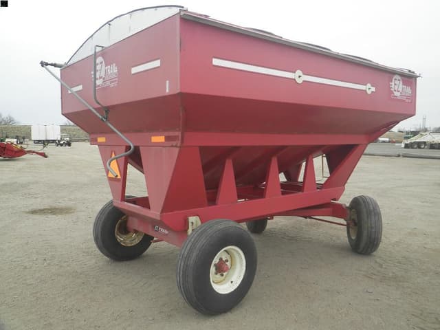 Image of E-Z Trail 3400 equipment image 2