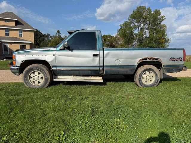 Image of Chevrolet 1500 equipment image 1