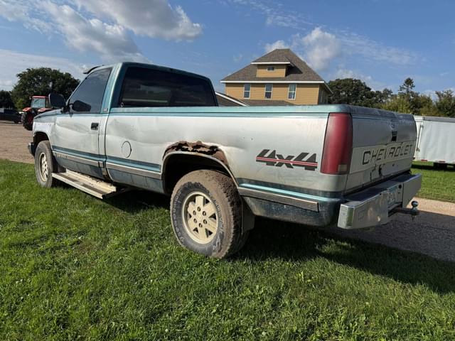 Image of Chevrolet 1500 equipment image 2