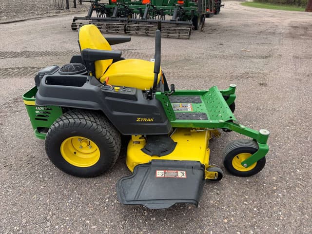 Image of John Deere Z540M equipment image 3