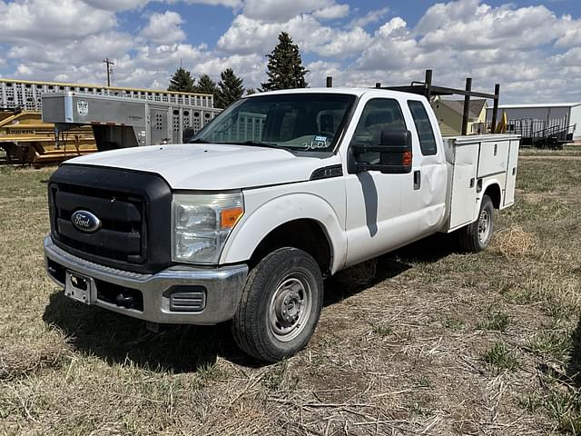 Image of Ford F-250 equipment image 1