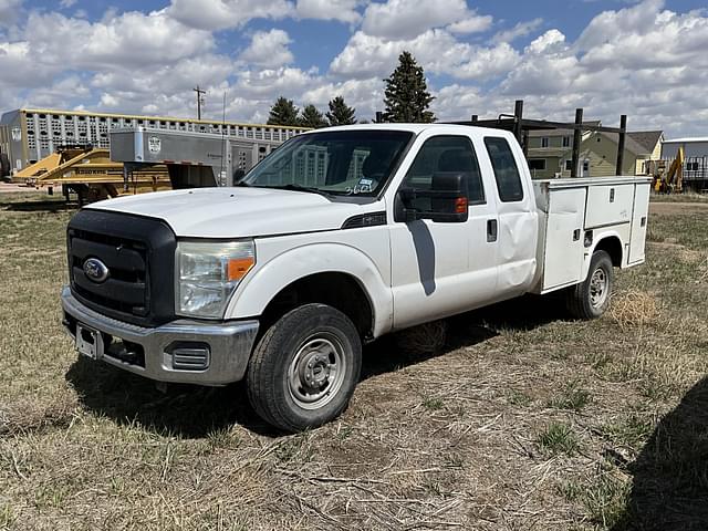 Image of Ford F-250 equipment image 2