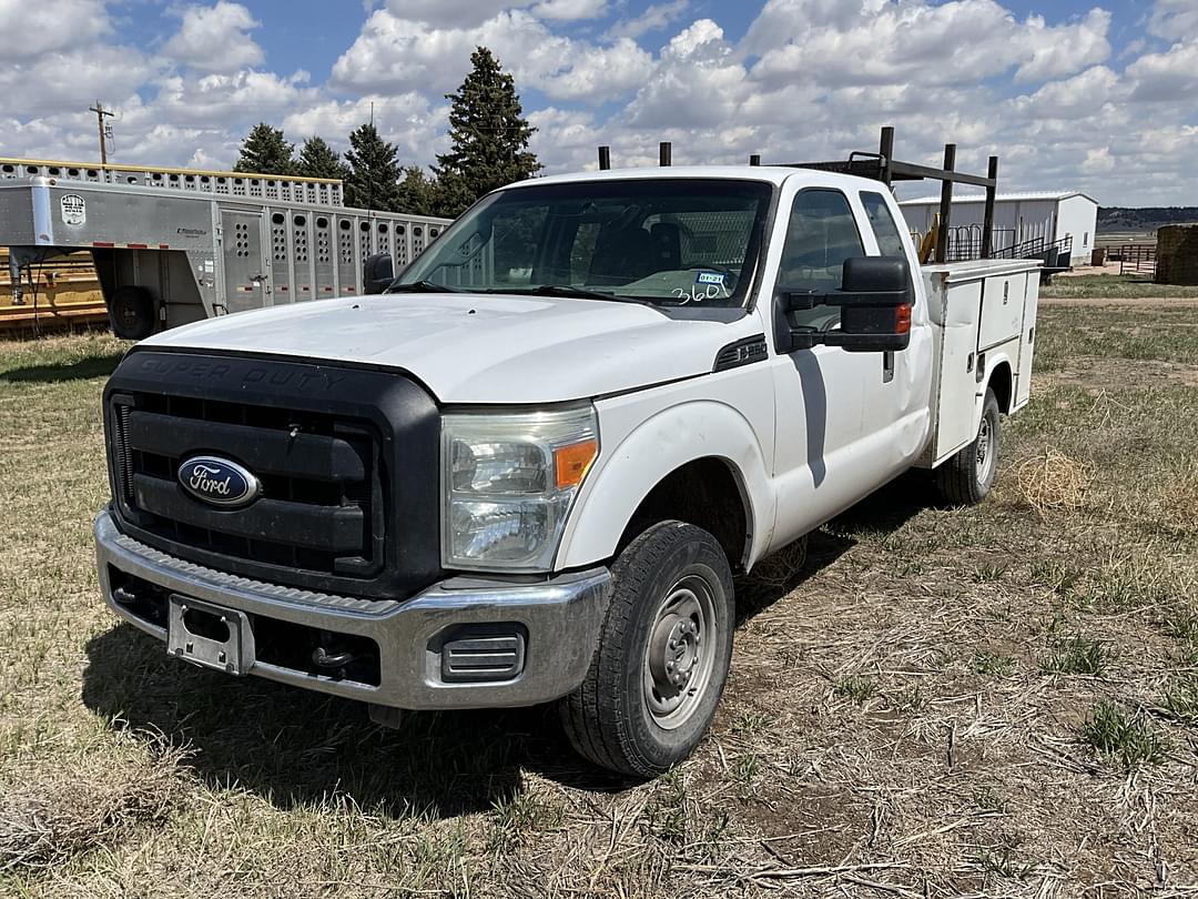 Image of Ford F-250 Primary image