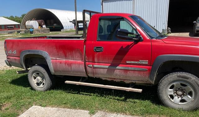 Image of GMC 2500 equipment image 1