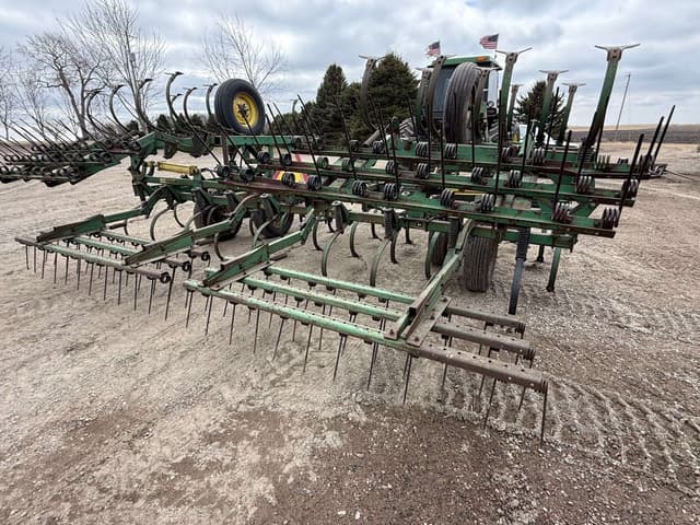 Image of John Deere 1010 equipment image 3