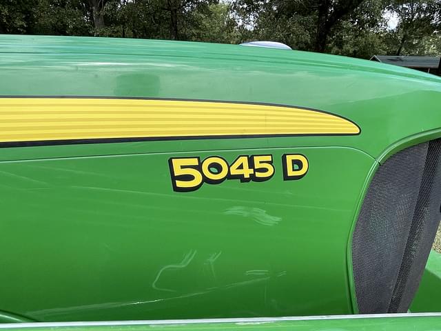 Image of John Deere 5045D equipment image 1