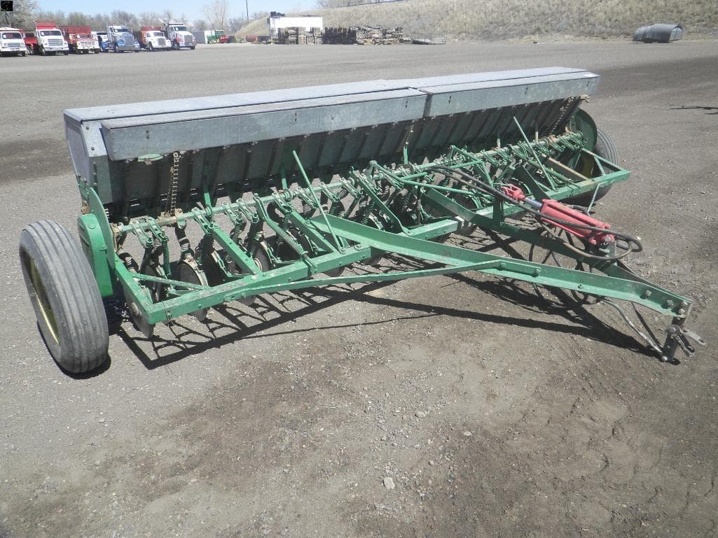 Image of John Deere B Primary image