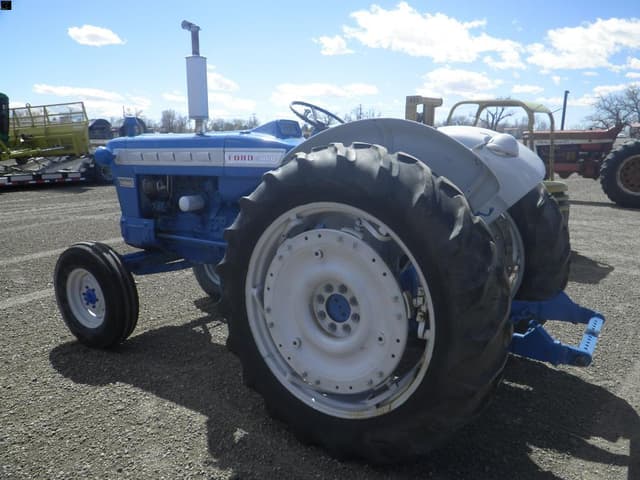 Image of Ford 5000 equipment image 4