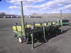 John Deere 7100 Image