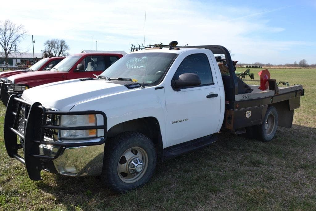Image of Chevrolet 3500HD Primary image