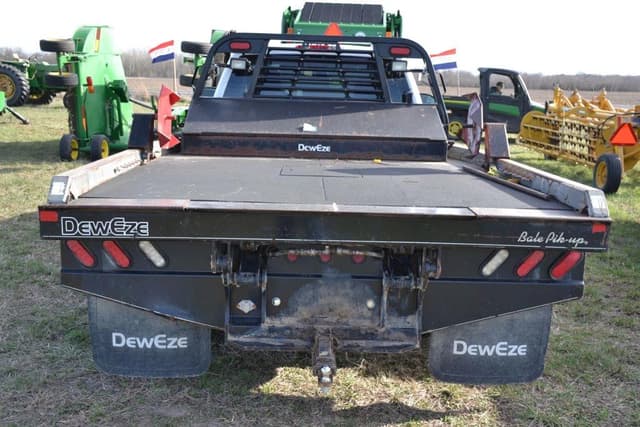 Image of Chevrolet 3500HD equipment image 3