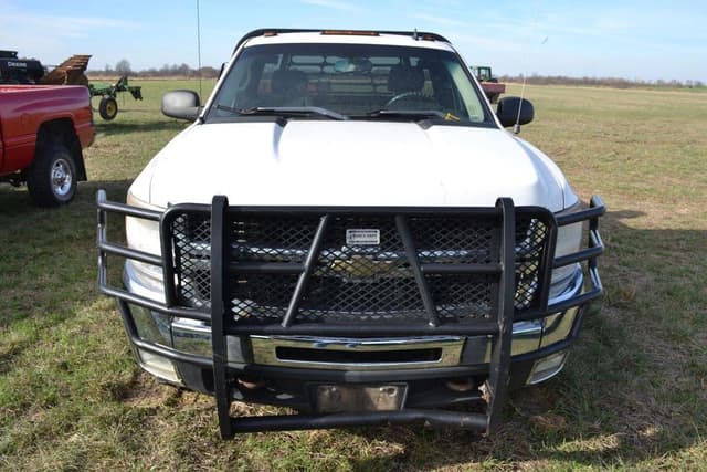 Image of Chevrolet 3500HD equipment image 1