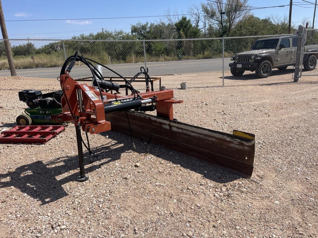 Main image Rhino 950