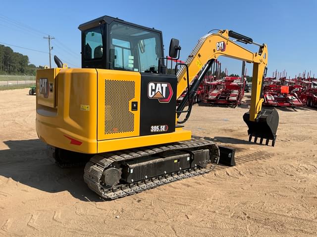 Image of Caterpillar 305.5E2 equipment image 4
