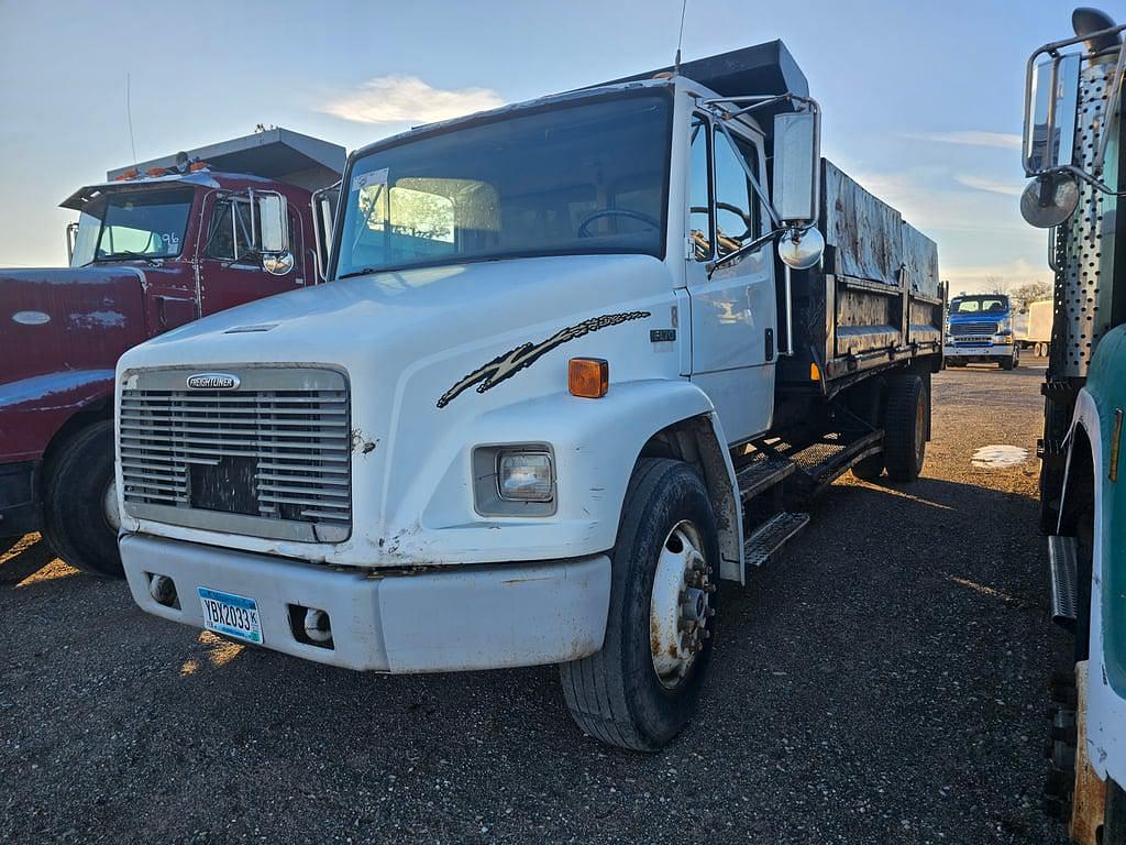 Image of Freightliner FL70 Primary image