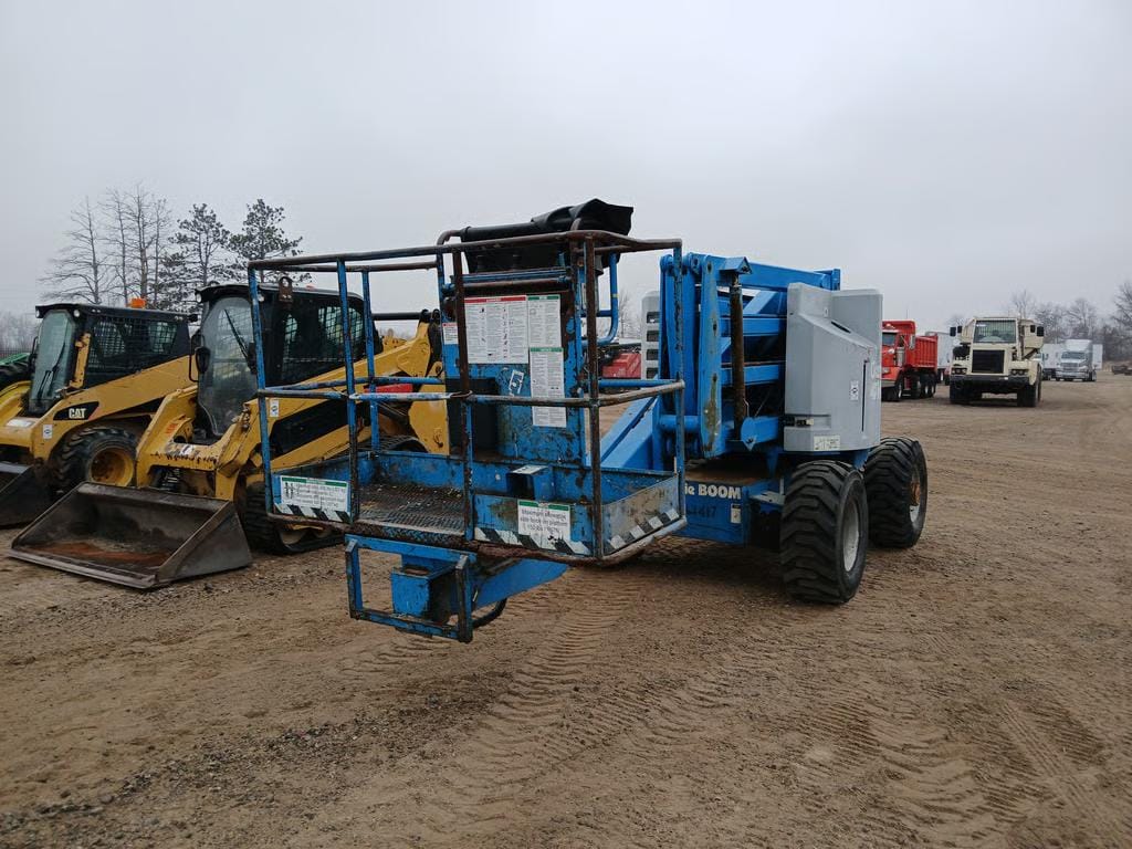 1996 Genie Z-45/22 Equipment Image0