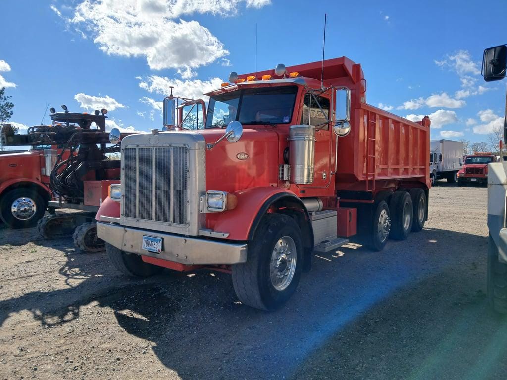 1996 Peterbilt 357 Equipment Image0