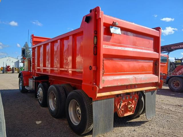 Image of Peterbilt 357 equipment image 3
