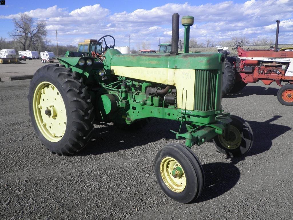 1960 John Deere 730 Equipment Image0