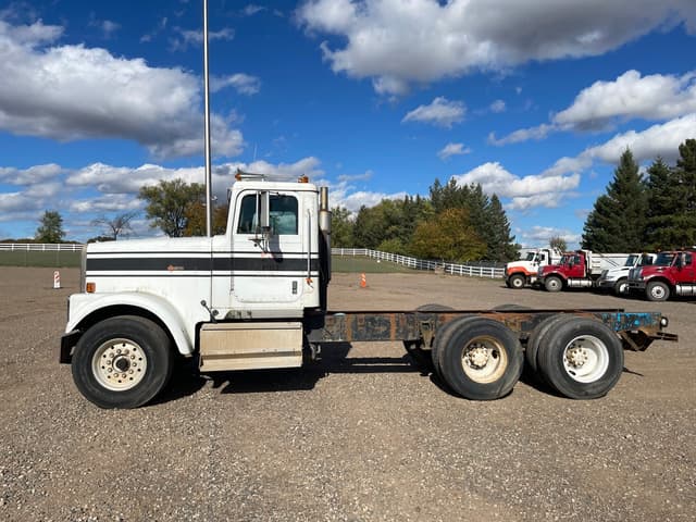 Image of International F9370 equipment image 1