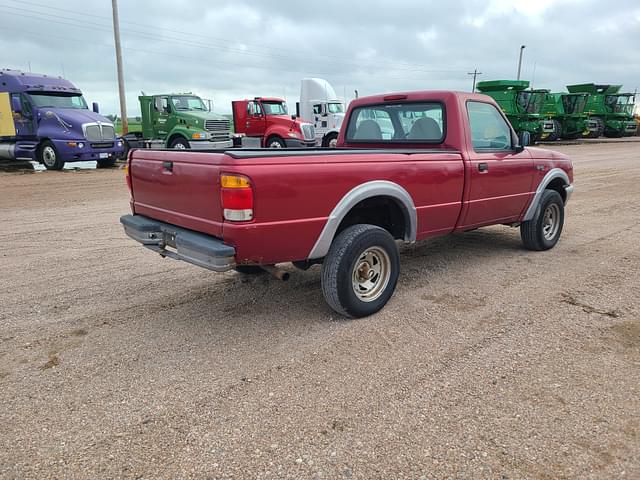 Image of Ford Ranger equipment image 2