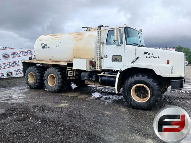 Image of Volvo WG equipment image 3